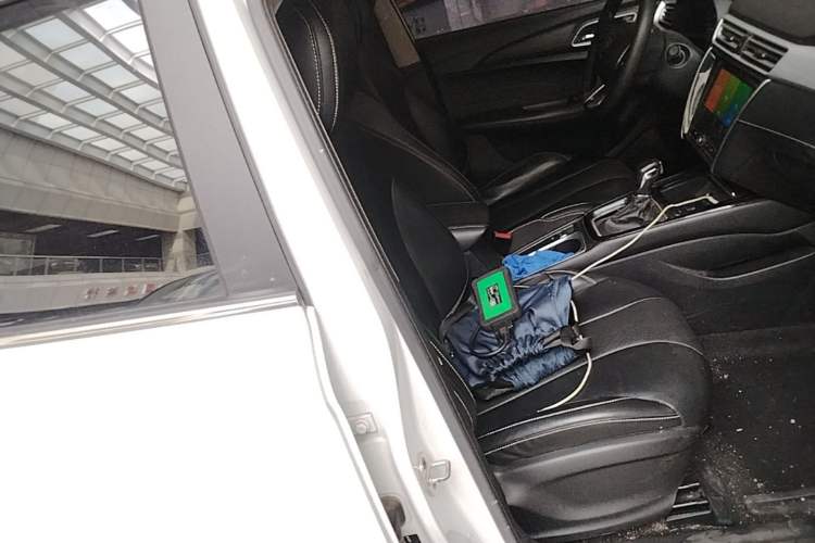 Used Roewe i5 2020 1.5L Automatic 4G Connect Luxury Flagship Edition Right Front Seat