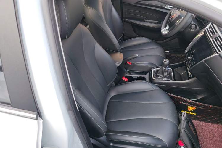 Used Roewe i5 2020 1.5L Manual 4G Connect Leehao Flagship Edition Right Front Seat