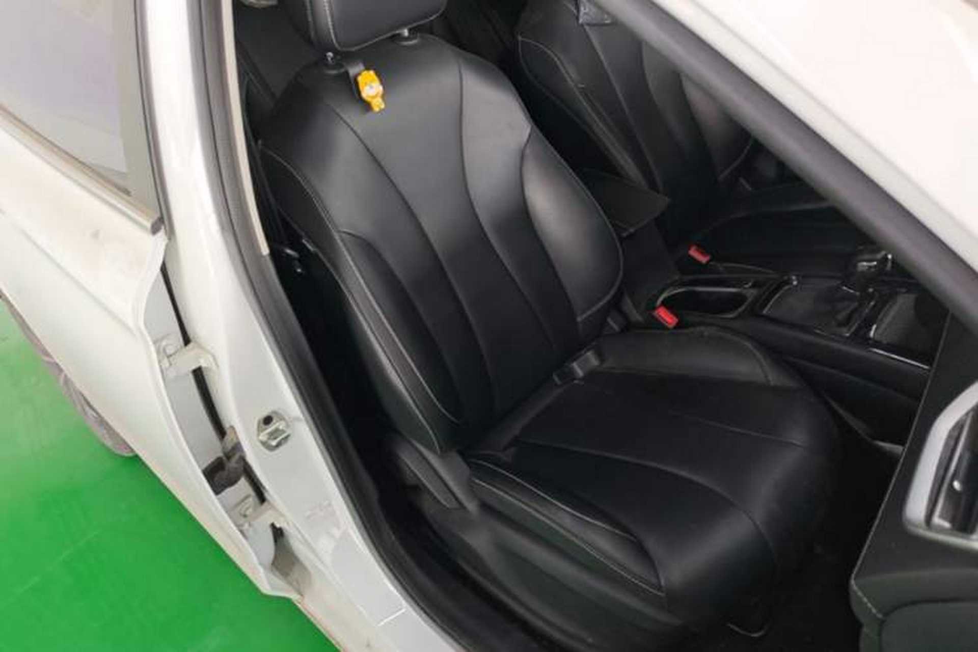 Used Roewe i5 2020 1.5L Automatic 4G Connect Luxury Flagship Edition Right Front Seat