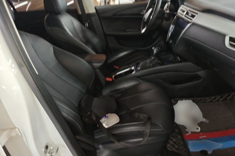 Used Roewe i5 2020 1.5L Automatic 4G Connect Luxury Flagship Edition Right Front Seat