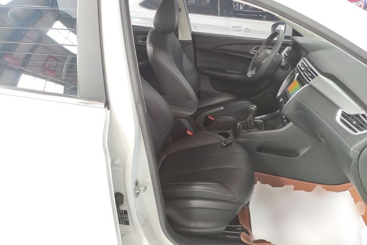 Used Roewe i5 2020 1.5L Manual 4G Connect Leehao Flagship Edition Right Front Seat