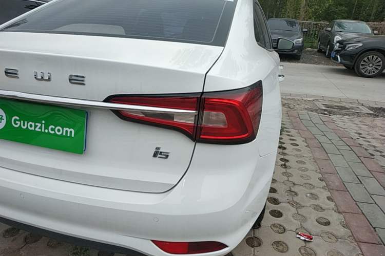 Used Roewe i5 2020 1.5L Automatic 4G Connected Linghao Edition Right Rear Taillight