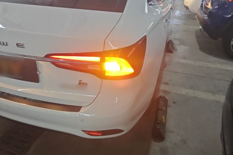 Used Roewe i5 2020 1.5L Automatic 4G Connected Linghao Edition Right Rear Taillight