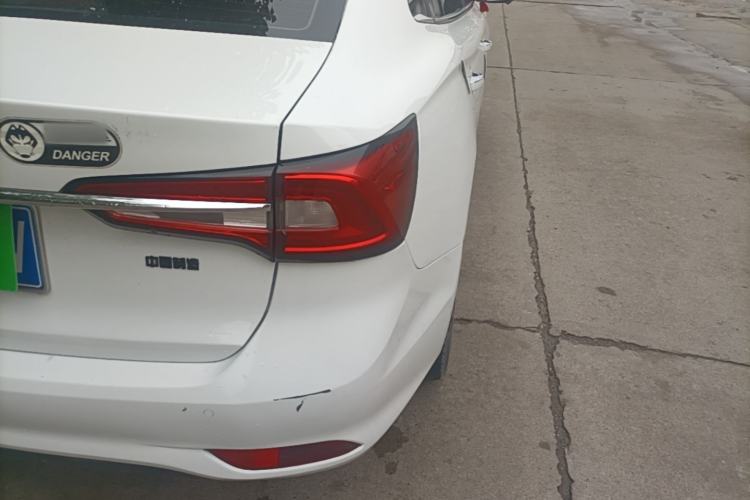 Used Roewe i5 2020 1.5L Automatic 4G Connect Luxury Flagship Edition Right Rear Taillight