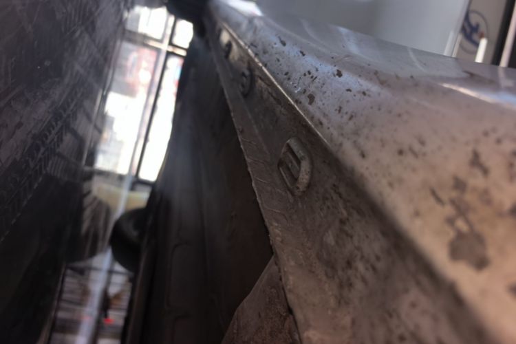 Used Roewe i5 2020 1.5L Manual 4G Connect Leehao Flagship Edition Right Side Sill