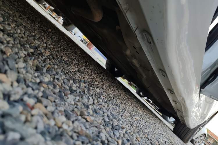 Used Roewe i5 2020 1.5L Automatic 4G Connect Luxury Flagship Edition Right Side Sill