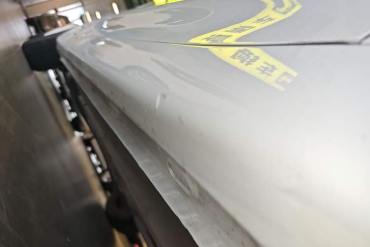 Used Roewe i5 2020 1.5L Automatic 4G Connect Luxury Flagship Edition Right Side Sill