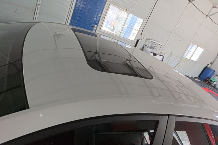 Used Roewe i5 2020 1.5L Automatic 4G Connect Luxury Flagship Edition Roof