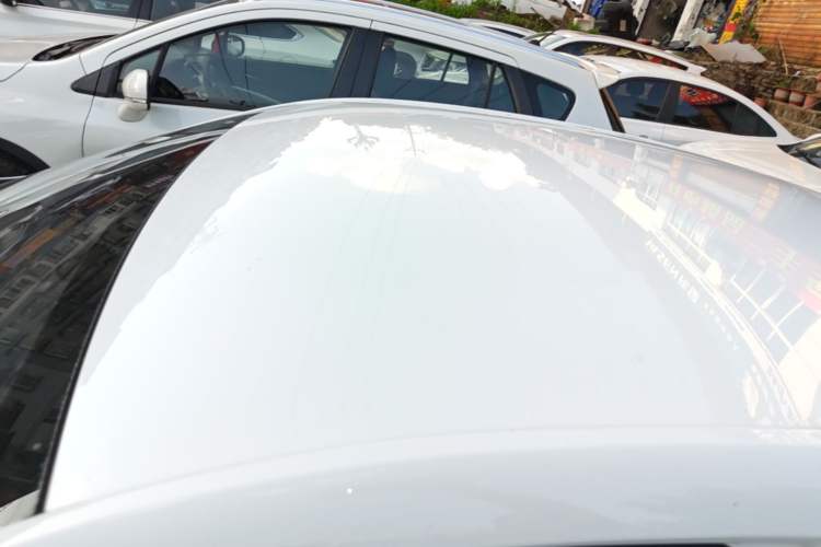 Used Roewe i5 2020 1.5L Manual 4G Connect Luxury Edition Roof
