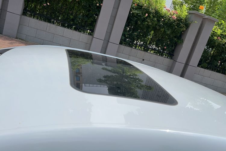 Used Roewe i5 2020 1.5L Automatic 4G Connected Leading Intelligent Driving Edition Roof
