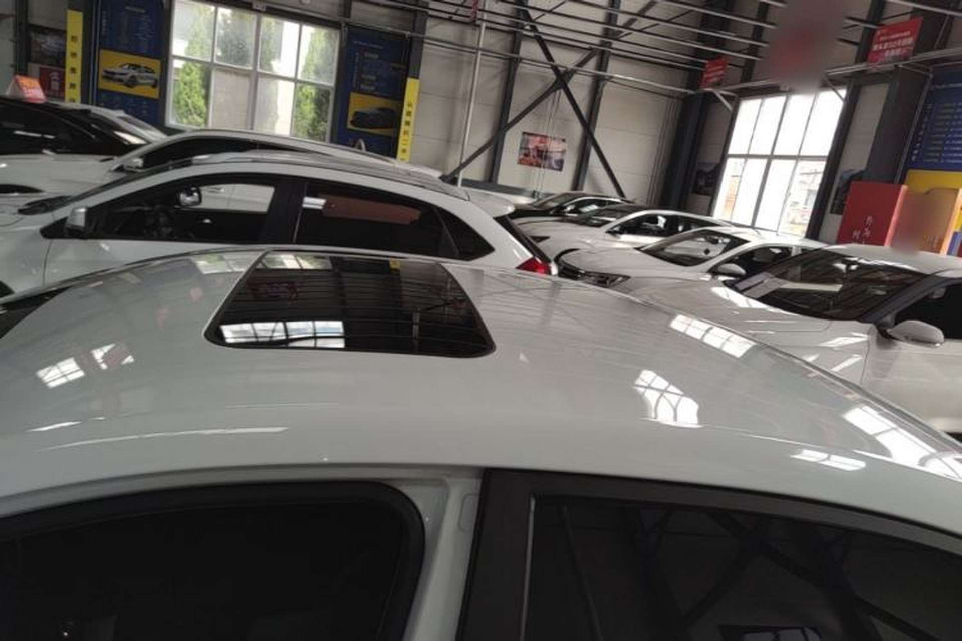Used Roewe i5 2020 1.5L Manual 4G Connect Leehao Flagship Edition Roof