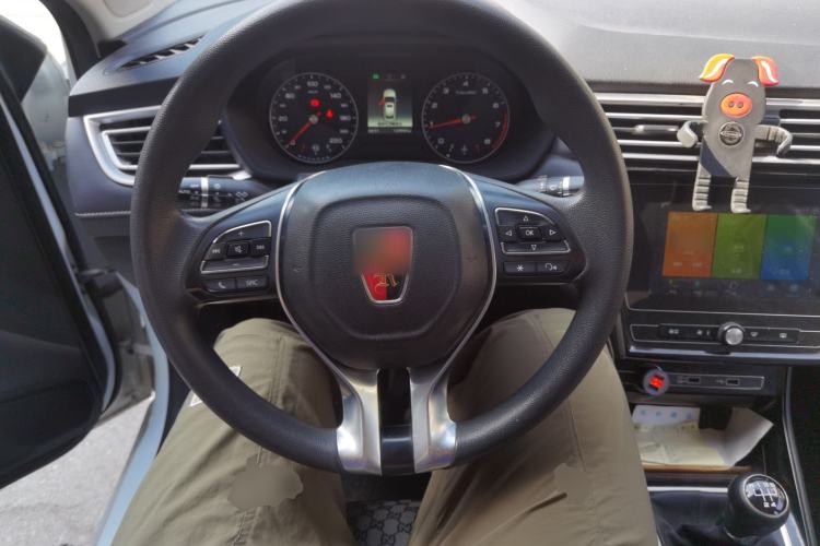 Used Roewe i5 2020 1.5L Manual 4G Connect Luxury Edition Steering Wheel