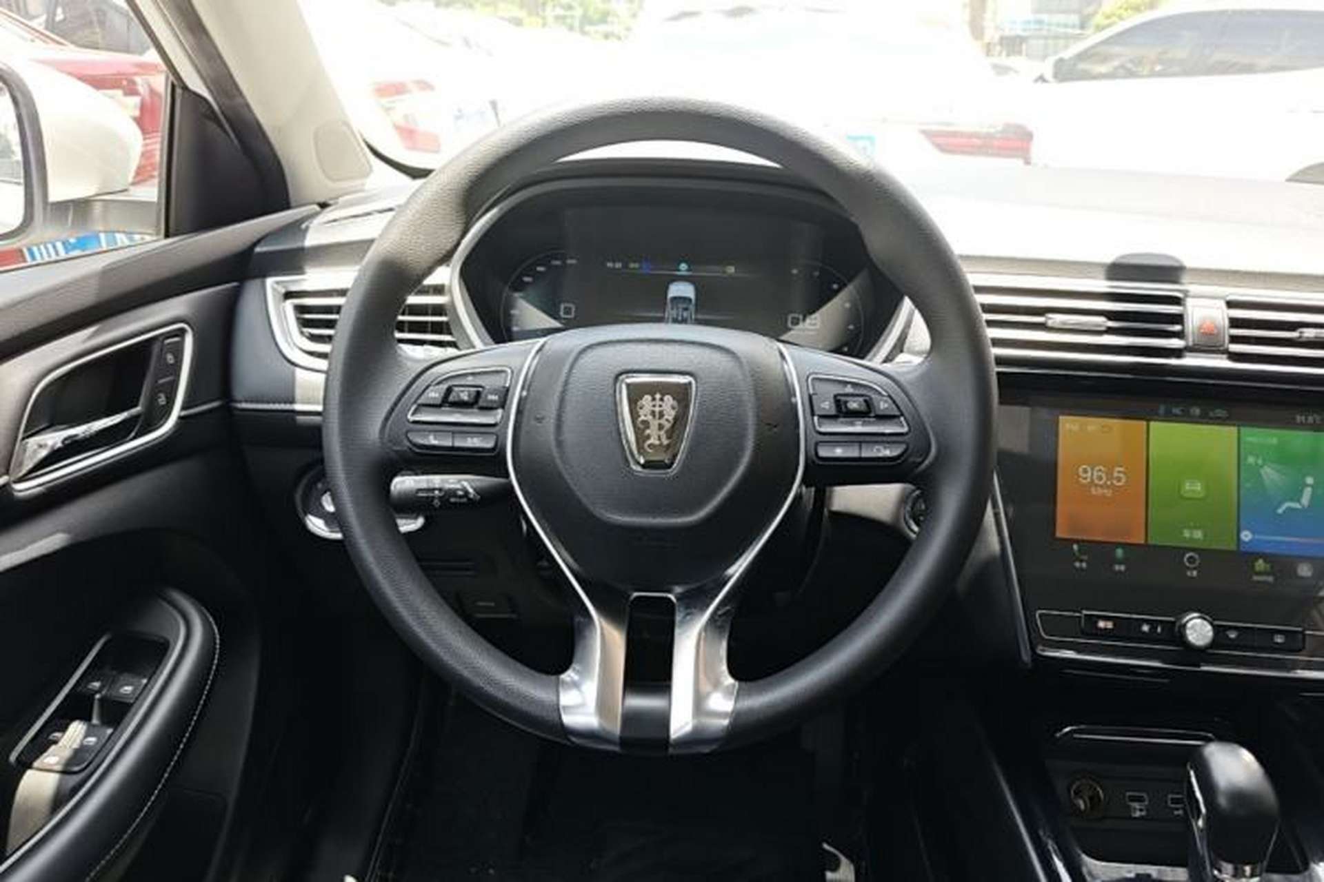 Used Roewe i5 2020 1.5L Automatic 4G Connect Luxury Flagship Edition Steering Wheel