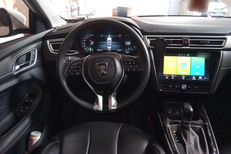 Used Roewe i5 2020 1.5L Automatic 4G Connected Leading Intelligent Driving Edition Steering Wheel