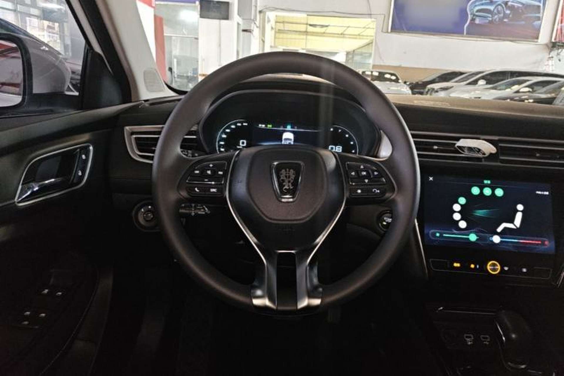 Used Roewe i5 2020 1.5L Automatic 4G Connect Luxury Flagship Edition Steering Wheel