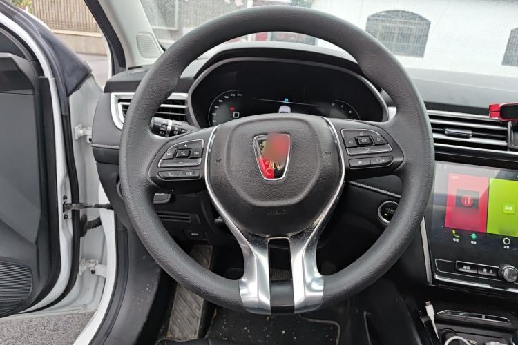Used Roewe i5 2020 1.5L Automatic 4G Connect Luxury Flagship Edition Steering Wheel