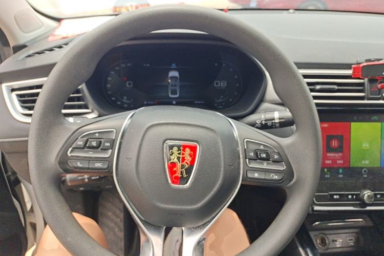Used Roewe i5 2020 1.5L Automatic 4G Connect Luxury Flagship Edition Steering Wheel
