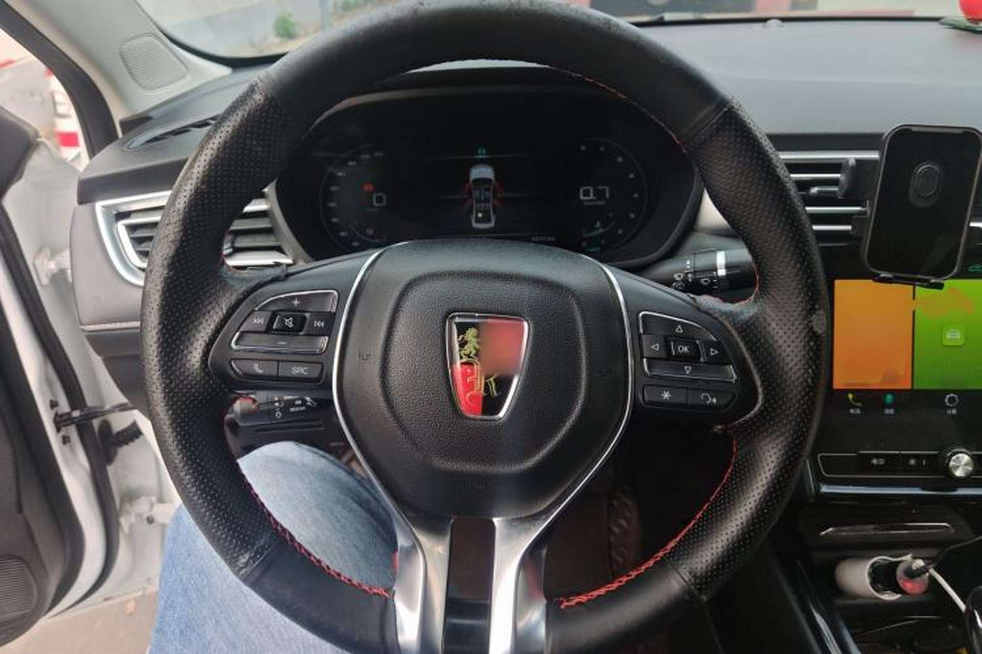 Used Roewe i5 2020 1.5L Automatic 4G Connect Luxury Flagship Edition Steering Wheel