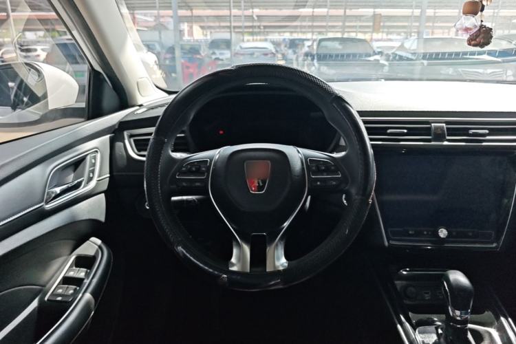 Used Roewe i5 2020 1.5L Automatic 4G Connect Luxury Flagship Edition Steering Wheel