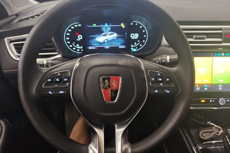 Used Roewe i5 2020 1.5L Automatic 4G Connect Luxury Flagship Edition Steering Wheel