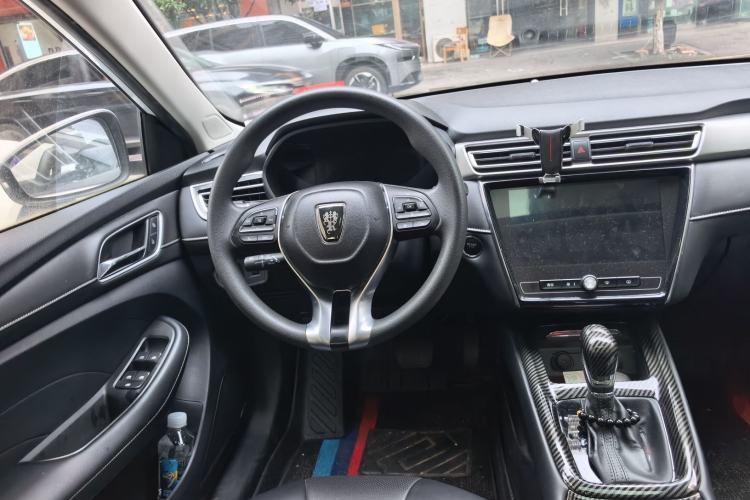 Used Roewe i5 2020 1.5L Automatic 4G Connect Luxury Flagship Edition Steering Wheel