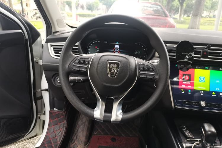 Used Roewe i5 2020 1.5L Automatic 4G Connect Luxury Flagship Edition Steering Wheel