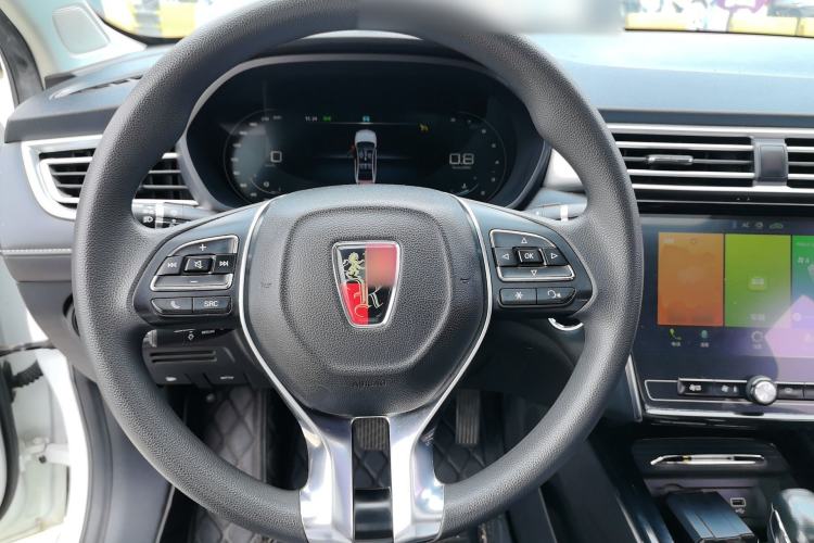 Used Roewe i5 2020 1.5L Automatic 4G Connect Luxury Flagship Edition Steering Wheel