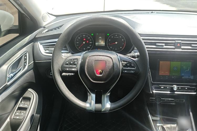 Used Roewe i5 2020 1.5L Manual 4G Connect Leehao Flagship Edition Steering Wheel