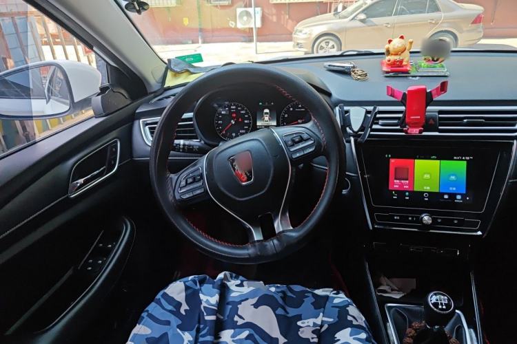 Used Roewe i5 2020 1.5L Manual 4G Connect Luxury Edition Steering Wheel