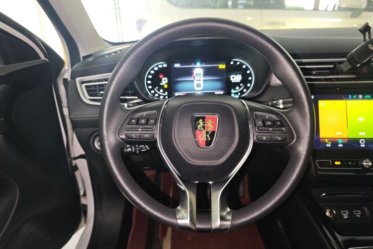 Used Roewe i5 2020 1.5L Automatic 4G Connect Luxury Flagship Edition Steering Wheel