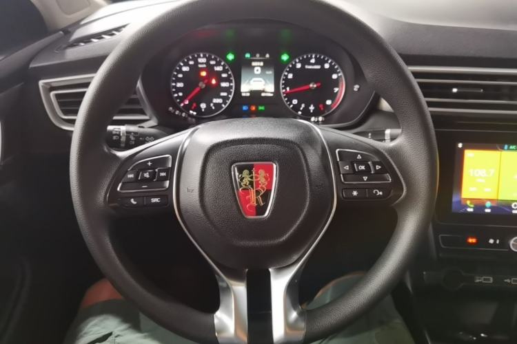 Used Roewe i5 2020 1.5L Manual 4G Connect Luxury Edition Steering Wheel