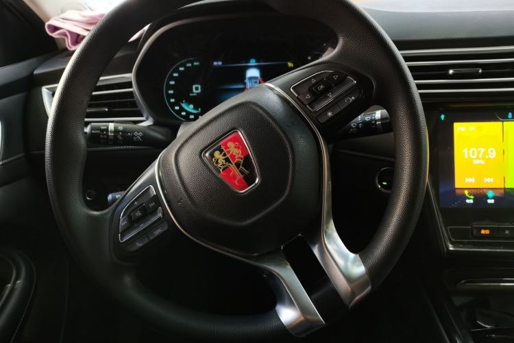 Used Roewe i5 2020 1.5L Automatic 4G Connect Luxury Flagship Edition Steering Wheel