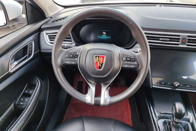 Used Roewe i5 2020 1.5L Automatic 4G Connect Luxury Flagship Edition Steering Wheel