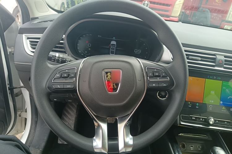 Used Roewe i5 2020 1.5L Automatic 4G Connect Luxury Flagship Edition Steering Wheel