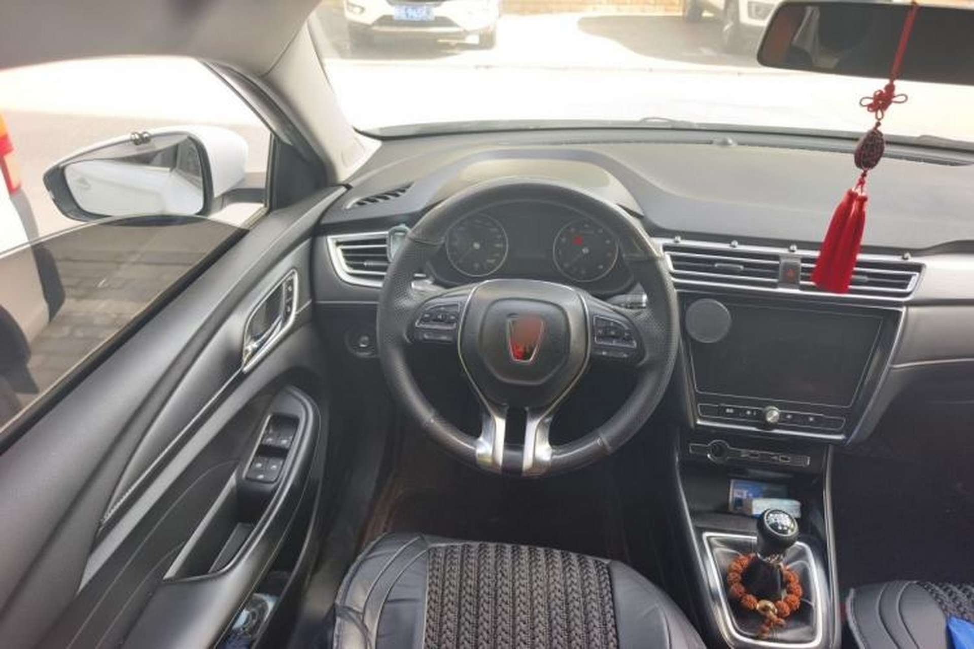 Used Roewe i5 2020 1.5L Manual 4G Connect Luxury Edition Steering Wheel