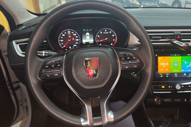 Used Roewe i5 2020 1.5L Manual 4G Connect Leehao Flagship Edition Steering Wheel