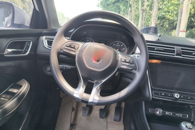 Used Roewe i5 2020 1.5L Manual 4G Connect Leehao Flagship Edition Steering Wheel