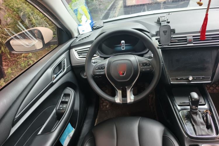 Used Roewe i5 2020 1.5L Automatic 4G Connect Luxury Flagship Edition Steering Wheel