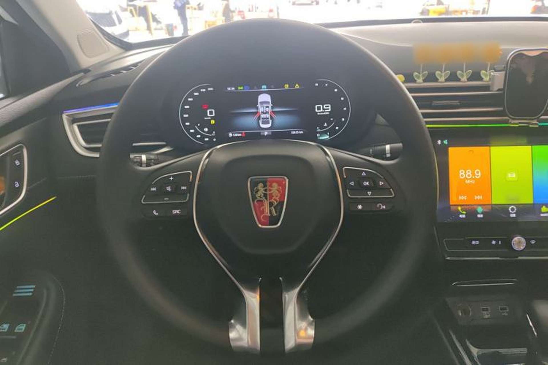 Used Roewe i5 2020 1.5L Automatic 4G Connect Luxury Flagship Edition Steering Wheel