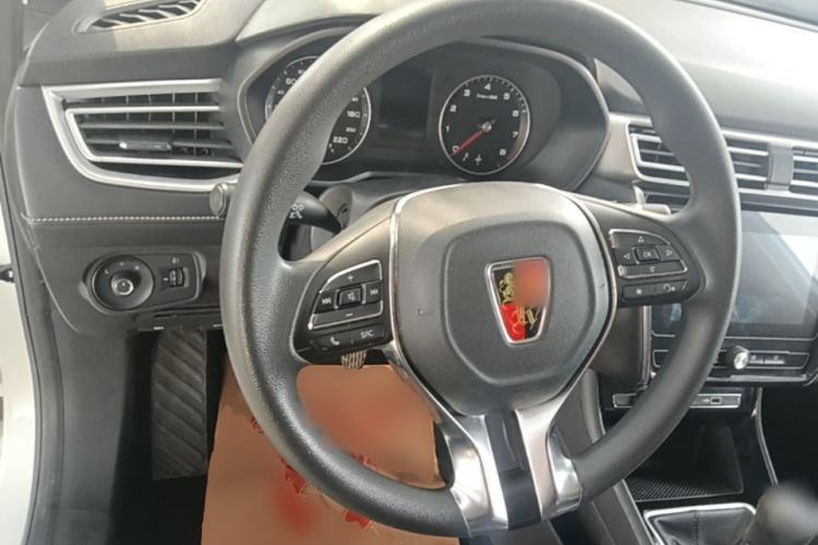Used Roewe i5 2020 1.5L Manual 4G Connect Luxury Edition Steering Wheel