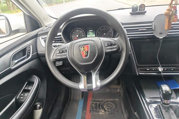 Used Roewe i5 2020 1.5L Automatic 4G Connected Linghao Edition Steering Wheel