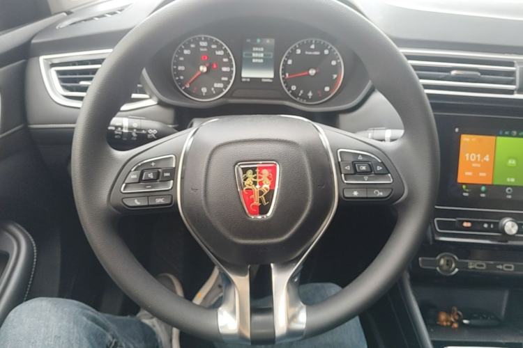 Used Roewe i5 2020 1.5L Manual 4G Connect Leehao Flagship Edition Steering Wheel