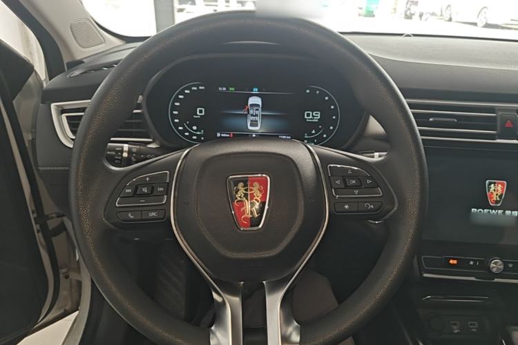 Used Roewe i5 2020 1.5L Automatic 4G Connect Luxury Flagship Edition Steering Wheel