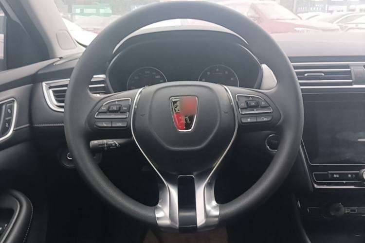 Used Roewe i5 2020 1.5L Manual 4G Connect Leehao Flagship Edition Steering Wheel