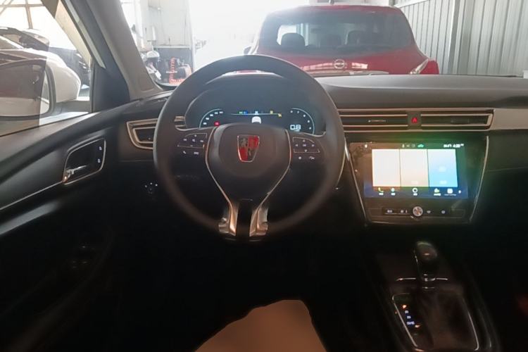 Used Roewe i5 2020 1.5L Automatic 4G Connect Luxury Flagship Edition Steering Wheel
