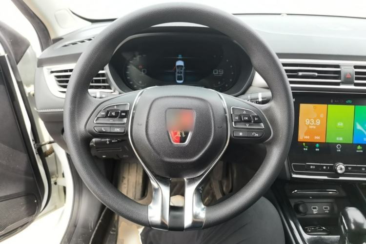 Used Roewe i5 2020 1.5L Automatic 4G Connect Luxury Flagship Edition Steering Wheel