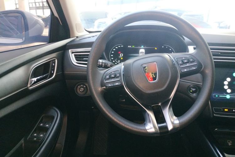 Used Roewe i5 2020 1.5L Automatic 4G Connect Luxury Flagship Edition Steering Wheel