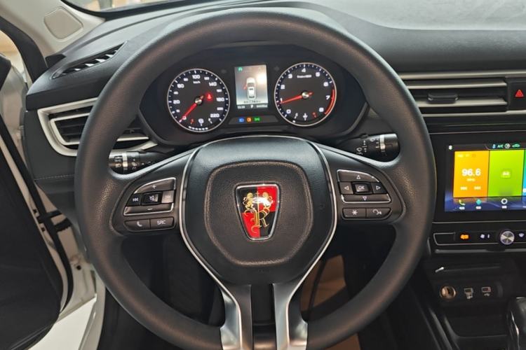Used Roewe i5 2020 1.5L Automatic 4G Connected Linghao Edition Steering Wheel