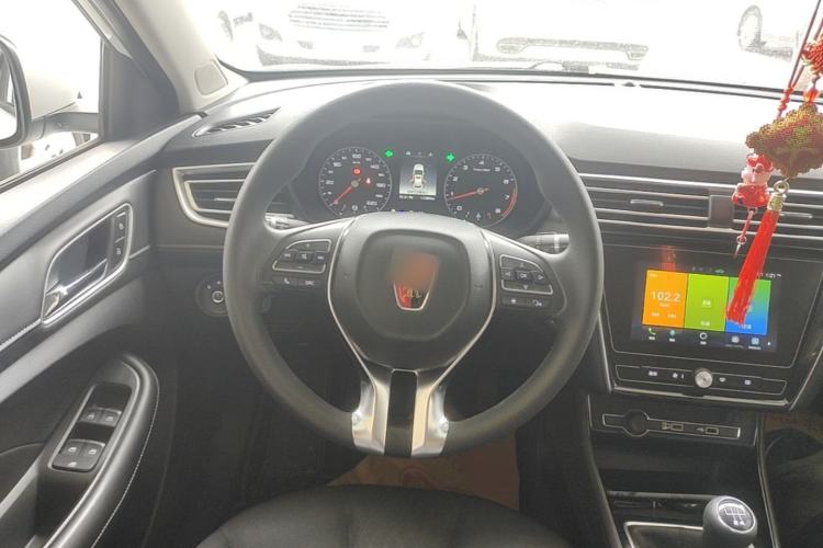 Used Roewe i5 2020 1.5L Manual 4G Connect Luxury Edition Steering Wheel