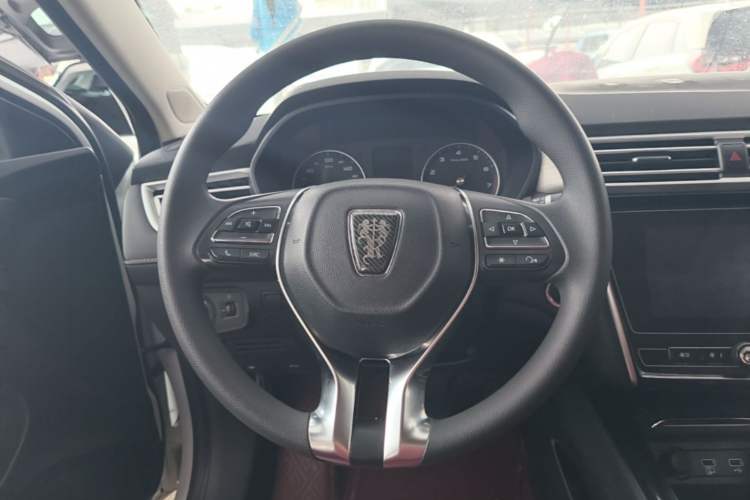 Used Roewe i5 2020 1.5L Automatic 4G Connected Linghao Edition Steering Wheel